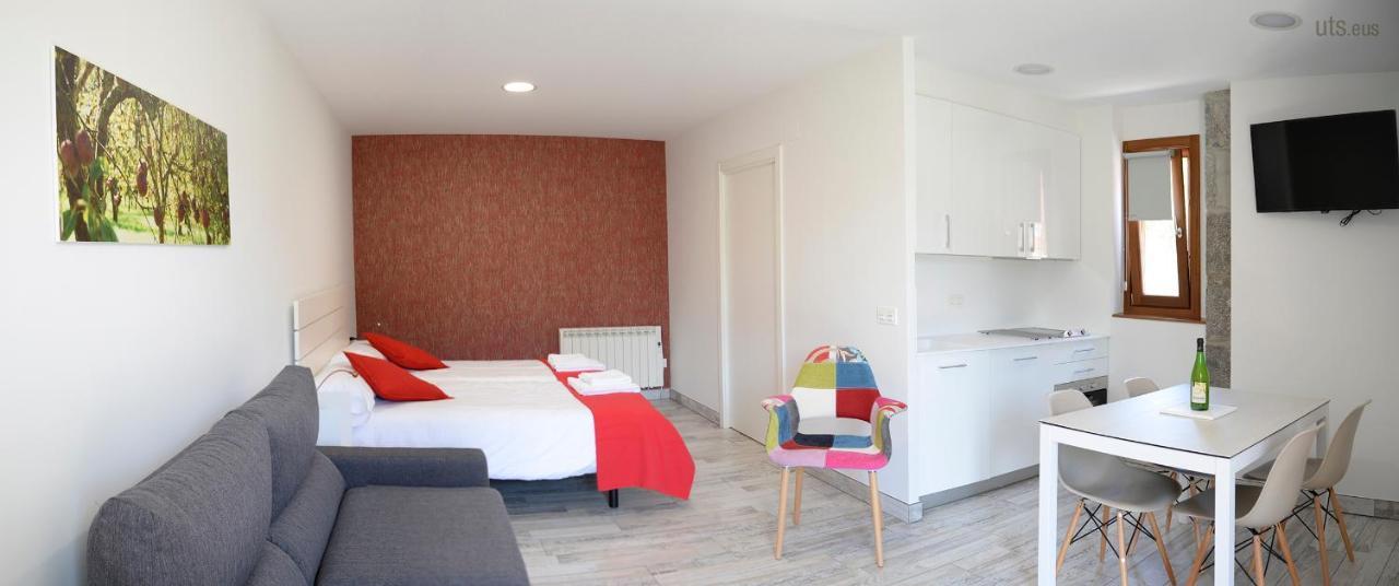 Apartamentos Aldagaia Эрнани Экстерьер фото